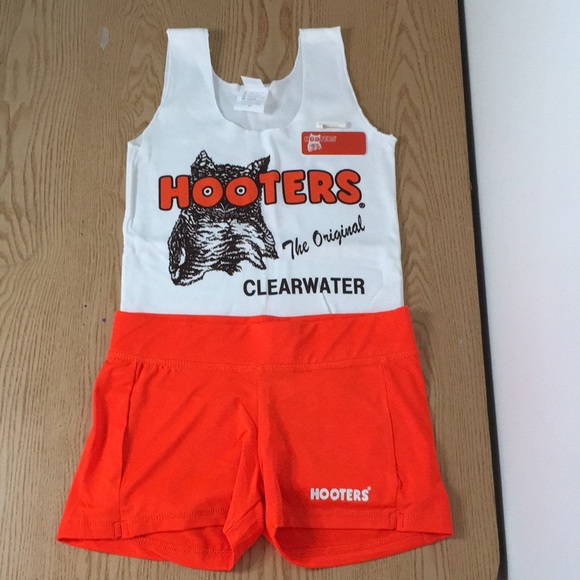New Hooters Bundle Tank Shorts Pouch Hose Socks & Name Tag Florida Size XS/XXS - Picture 5 of 16